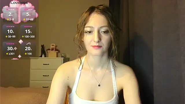 white_liillyy's cam snapshot