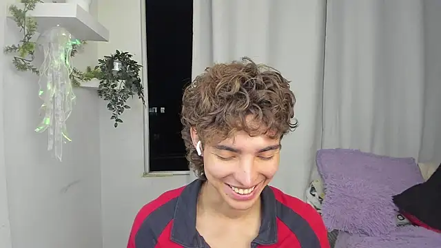 santy-kitty live sex cam