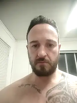 Tonybp84 live sex cam