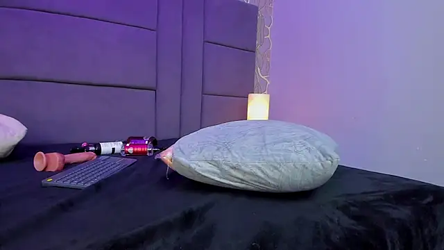 monserrat_cutte's cam snapshot