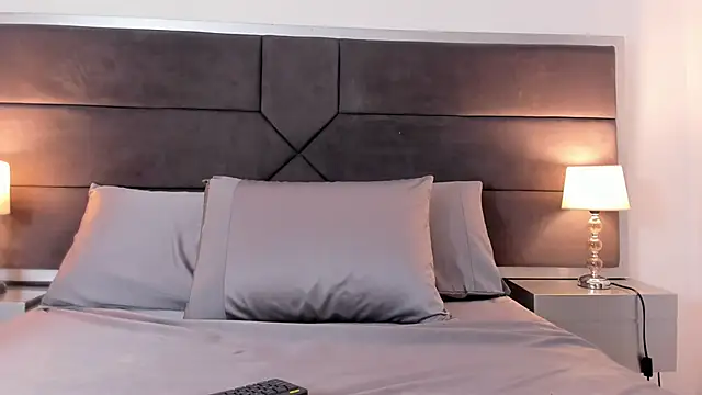 little_zara_'s cam snapshot