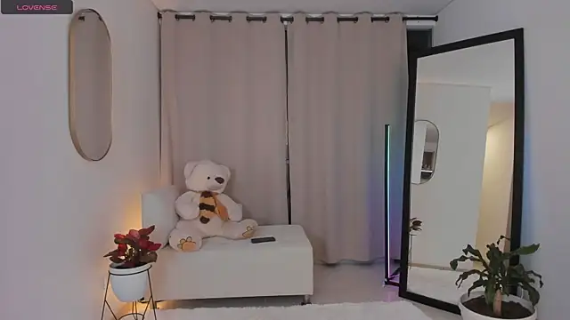 roxie_gates_ live sex cam