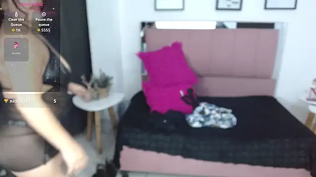 SammySmall_F_w's cam snapshot