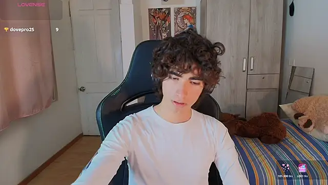 Nude_Boy18 live sex cam