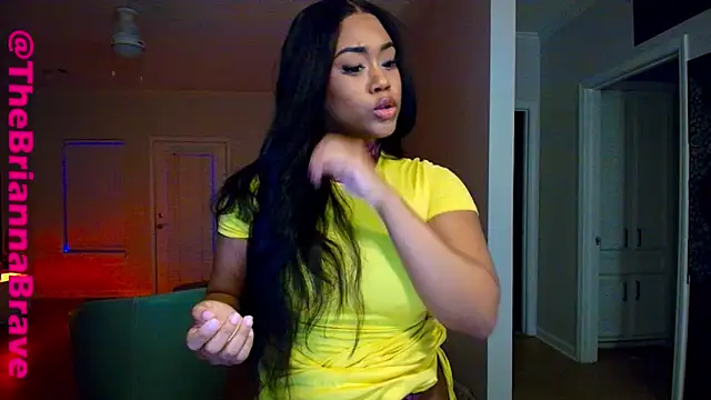 BriannaBrave live sex cam