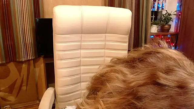 Miss_Tress's cam snapshot