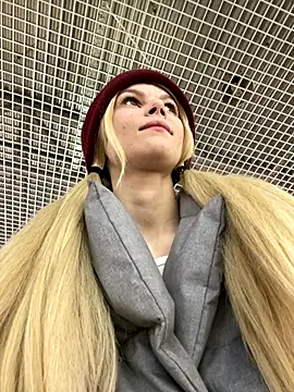 katty_cutey's cam snapshot