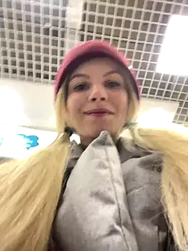 katty_cutey's cam snapshot