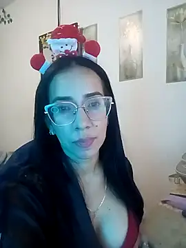 YaraDuartee's cam snapshot