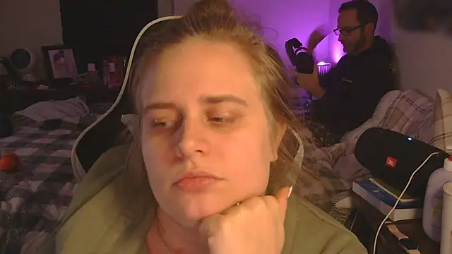 Sexyblonde12344's cam snapshot