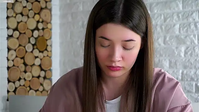 LowOncoming's cam snapshot