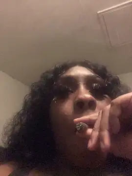 ItsForeignbabe's cam snapshot