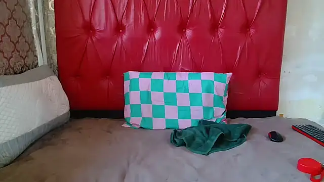 BondiBitch's cam snapshot