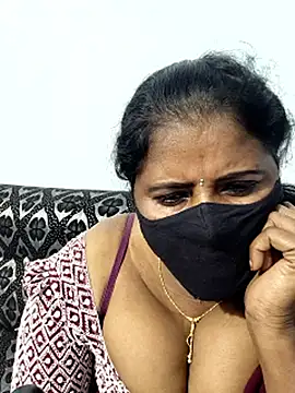 siri_tamiltelugu's cam snapshot