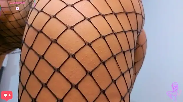 Turkish-Latina live sex cam