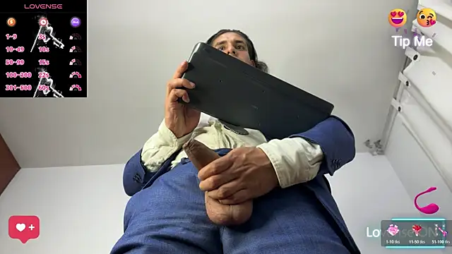 Tom_blunt96 live sex cam