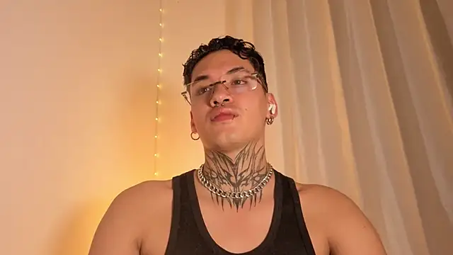 AlecBanne live sex cam