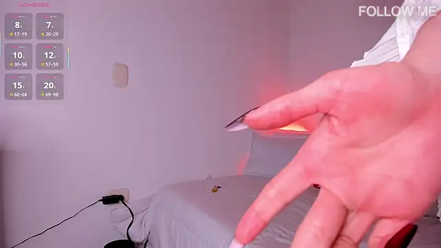 Ellie_lowell's cam snapshot