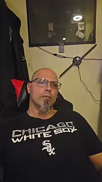 KrazyLegz live sex cam