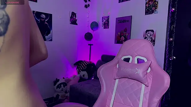 cami_mila9's cam snapshot