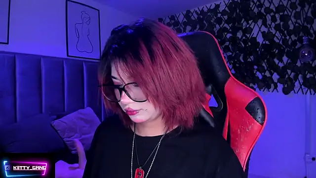 Kitty_Gang live sex cam