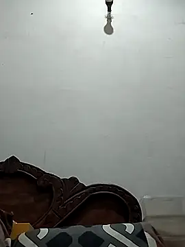 Komal0099 live sex cam