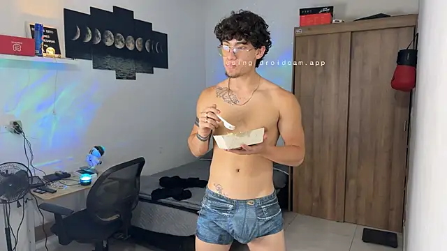 Kisan_Smith live sex cam