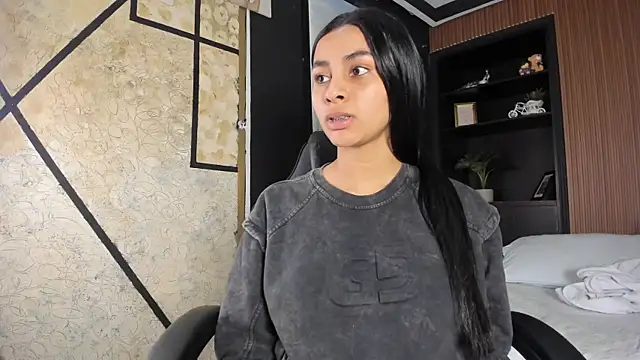 ManuelaEvans_'s cam snapshot