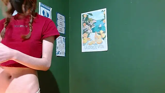 Roxiehood live sex cam