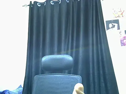 Horny-slut_'s cam snapshot