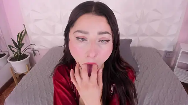 HannahToons's cam snapshot