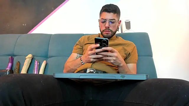 DanteWinter's cam snapshot