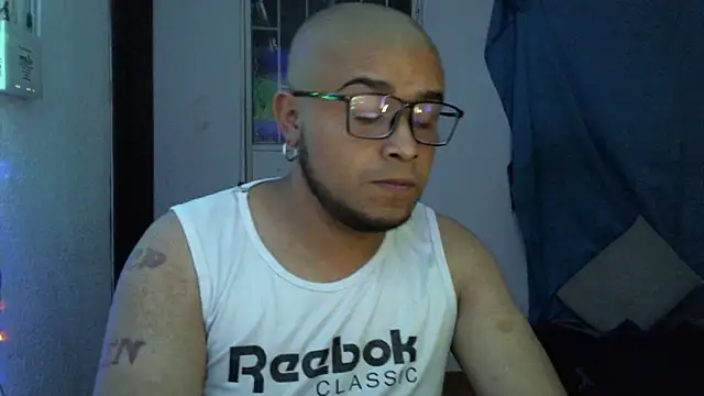 Freddy-Alan's cam snapshot