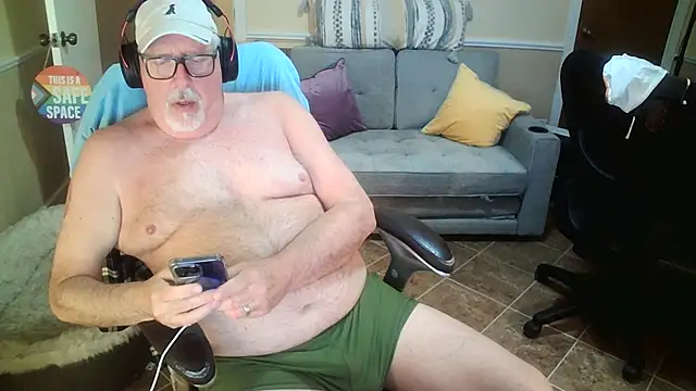 superbearboss live sex cam