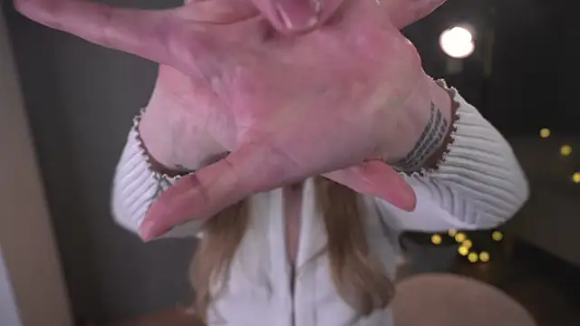 lisa_schiele's cam snapshot