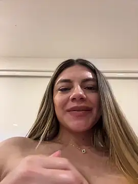 alicee16 live sex cam