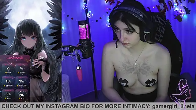 Gamergirl-Linela live sex cam