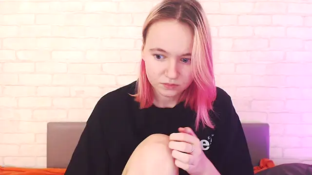 Ericha_Stone's cam snapshot