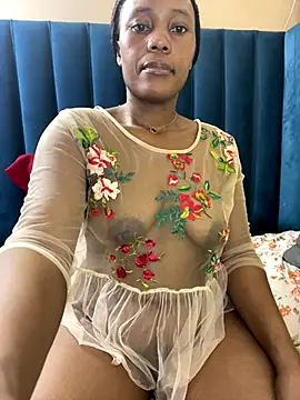 PrettyHeartz's cam snapshot