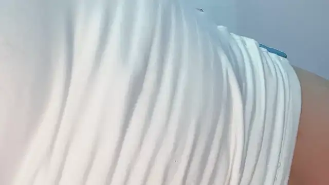 Eloise131499 live sex cam