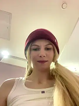 katty_cutey's cam snapshot