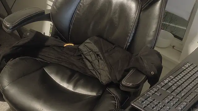 Armyexhibitionistvet live sex cam