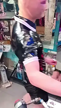 fetishboyzz's cam snapshot