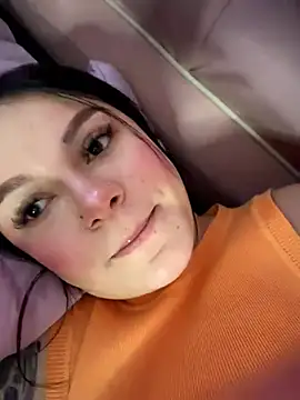 Megaan__More's cam snapshot