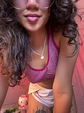 KaitlynLoveCam's cam snapshot