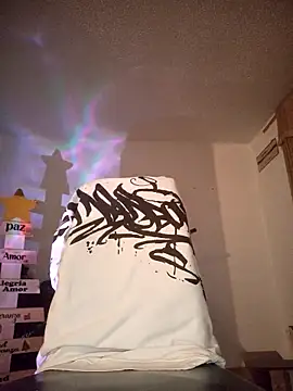 Thomasjons_'s cam snapshot