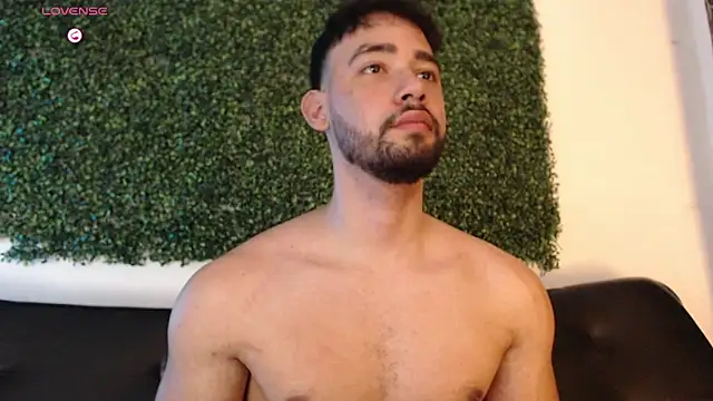 sam_ford_2's cam snapshot