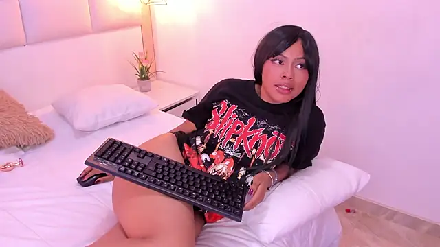 Sofia_clk's cam snapshot