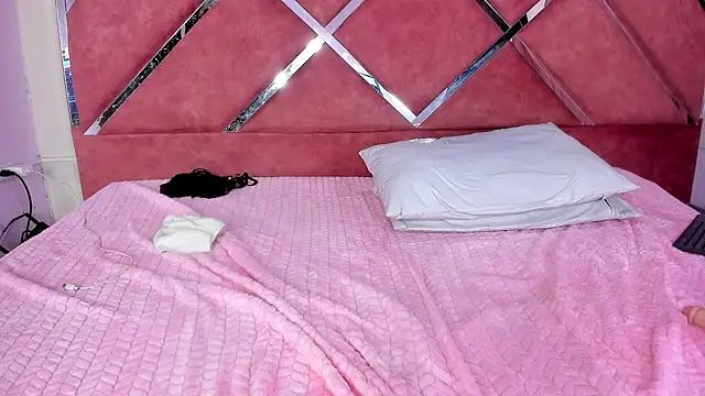 CarolinaNavas33's cam snapshot