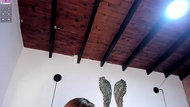 Sweet_mia_12's cam snapshot